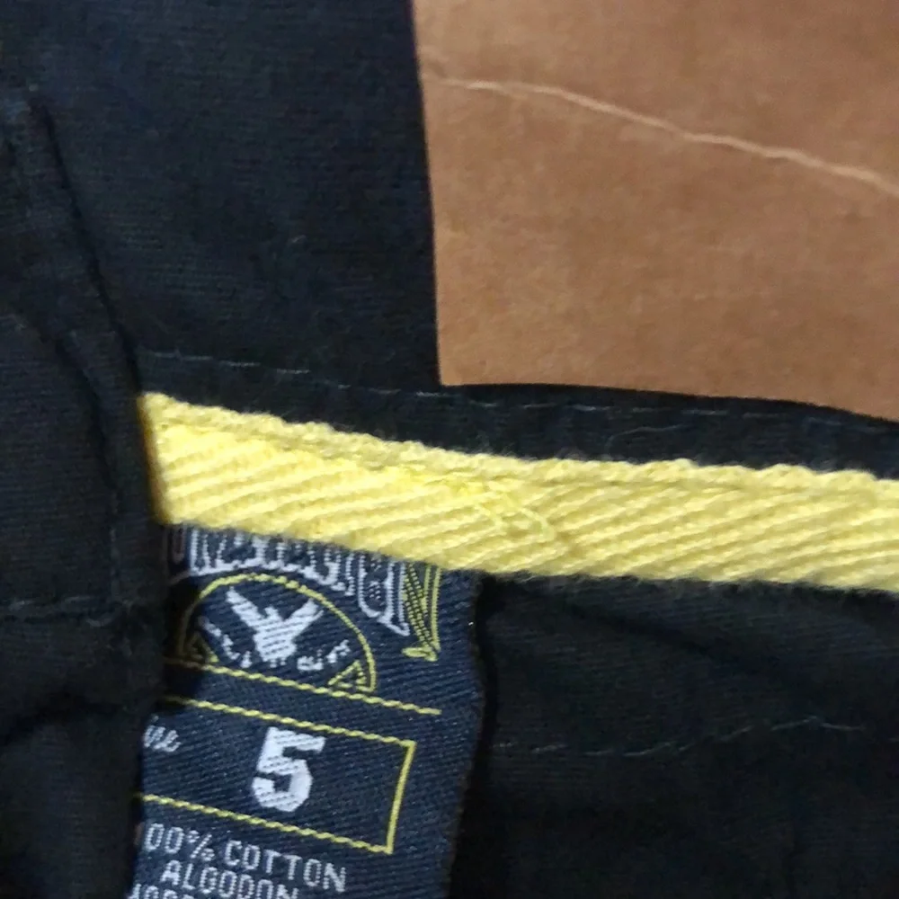 Company 81 (Von Maur) NWT black cargo shirts with belt , NWT, size 5.
